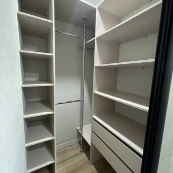 Продается 1-комнатная квартира, 41 м²