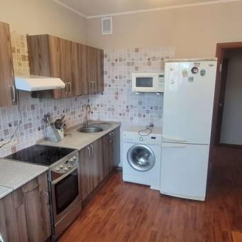Сдается 1-комнатная квартира, 32 м²