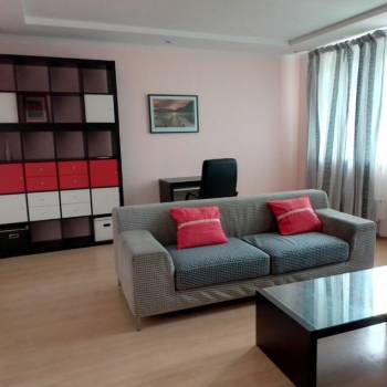 Сдается 2-х комнатная квартира, 60 м²