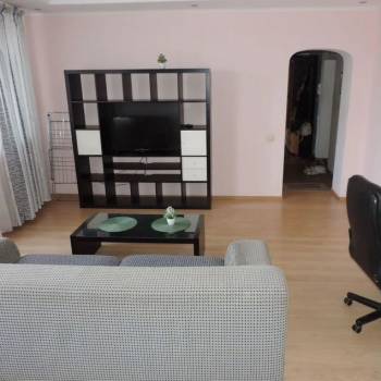 Сдается 2-х комнатная квартира, 60 м²