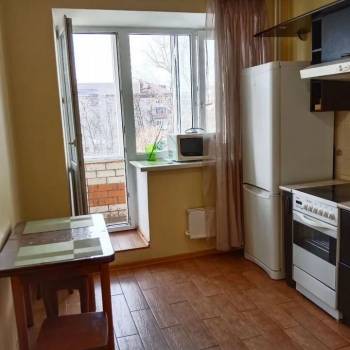 Сдается 2-х комнатная квартира, 60 м²