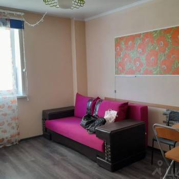 Сдается 1-комнатная квартира, 35 м²