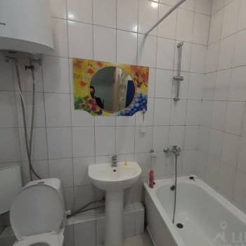 Сдается 1-комнатная квартира, 35 м²