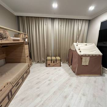 Продается 3-х комнатная квартира, 135 м²