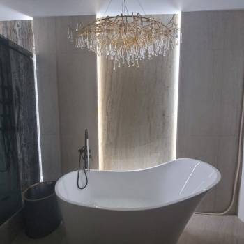 Продается 3-х комнатная квартира, 135 м²
