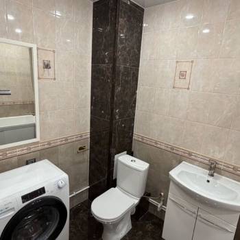 Сдается 1-комнатная квартира, 50 м²