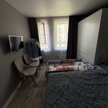 Продается 1-комнатная квартира, 40,4 м²