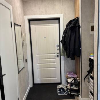 Продается 1-комнатная квартира, 40,4 м²