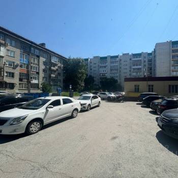Продается Многокомнатная квартира, 73,2 м²