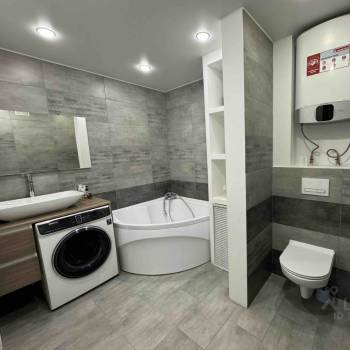 Сдается 1-комнатная квартира, 43 м²