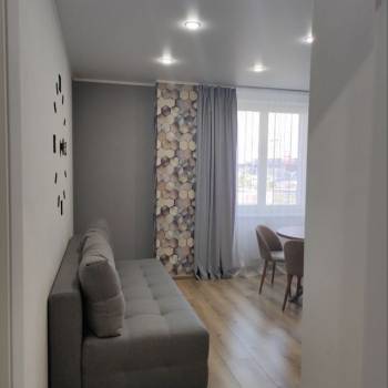 Продается 1-комнатная квартира, 41,2 м²