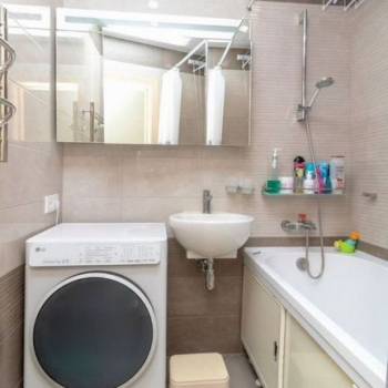 Продается 2-х комнатная квартира, 67,9 м²