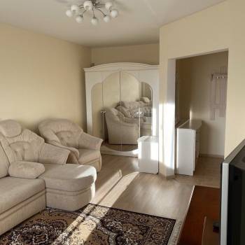 Продается 1-комнатная квартира, 42,8 м²