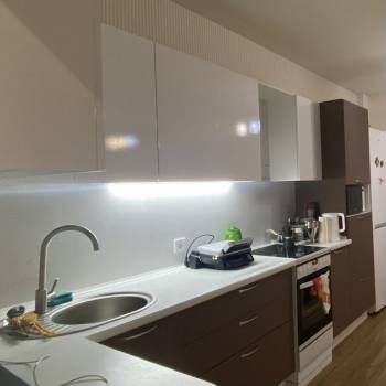 Сдается 2-х комнатная квартира, 60 м²