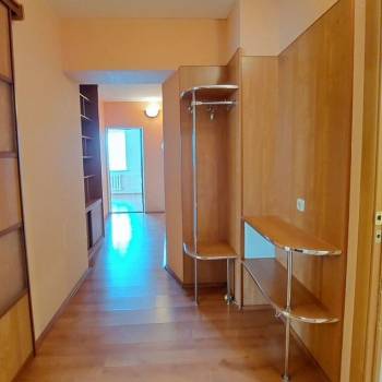 Продается 2-х комнатная квартира, 61,2 м²
