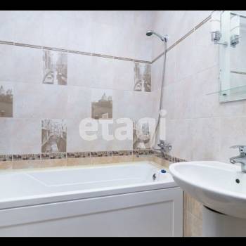 Продается 1-комнатная квартира, 49,9 м²