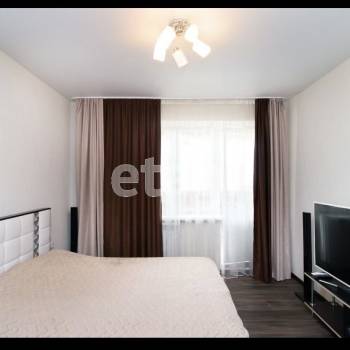 Продается 1-комнатная квартира, 49,9 м²