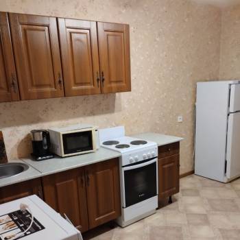 Сдается 1-комнатная квартира, 40 м²