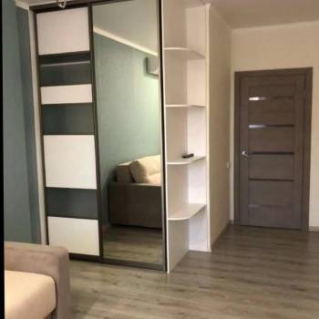Продается 1-комнатная квартира, 39,8 м²