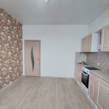 Продается 1-комнатная квартира, 45 м²