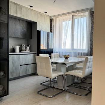 Продается 2-х комнатная квартира, 58 м²