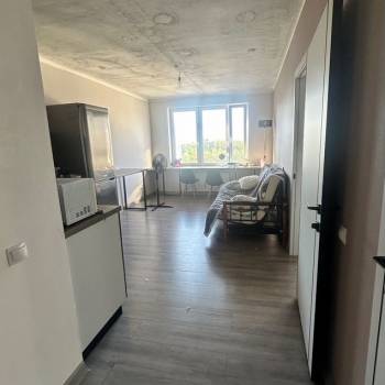 Сдается 1-комнатная квартира, 41 м²