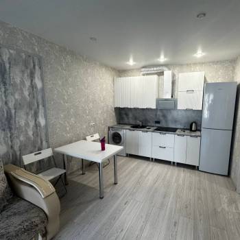 Сдается 1-комнатная квартира, 45 м²