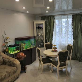 Продается Многокомнатная квартира, 110 м²