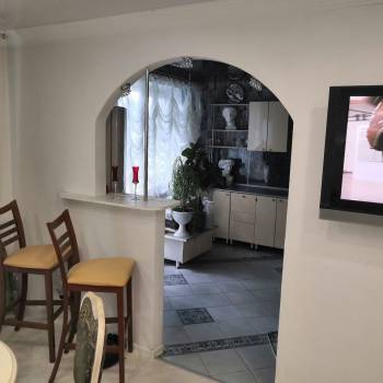 Продается Многокомнатная квартира, 110 м²
