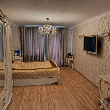 Продается Многокомнатная квартира, 110 м²