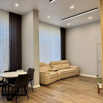 Продается Многокомнатная квартира, 122,8 м²