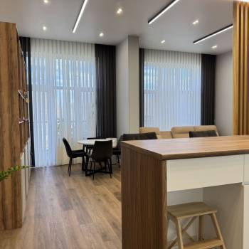 Продается Многокомнатная квартира, 122,8 м²