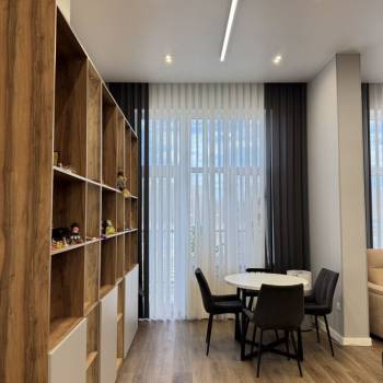Продается Многокомнатная квартира, 122,8 м²