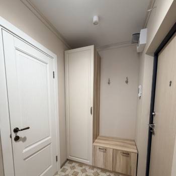 Продается 1-комнатная квартира, 50 м²