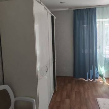 Сдается 1-комнатная квартира, 58 м²
