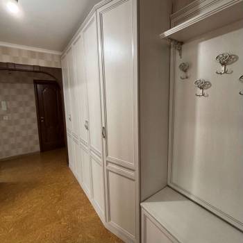 Продается 2-х комнатная квартира, 72,7 м²