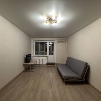 Сдается 1-комнатная квартира, 36,7 м²
