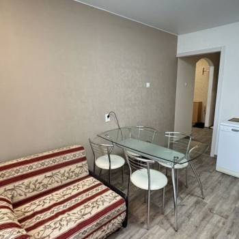 Сдается 1-комнатная квартира, 45 м²