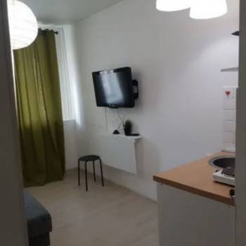 Сдается 1-комнатная квартира, 49 м²