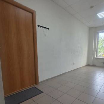 Сдается Нежилое помещение, 17 м²