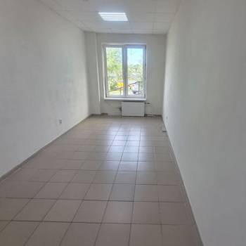 Сдается Нежилое помещение, 17 м²