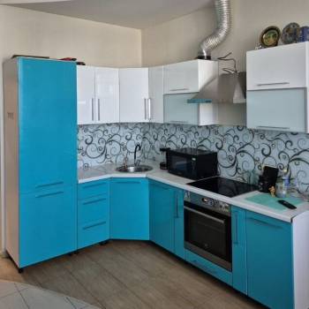 Продается 1-комнатная квартира, 67,6 м²
