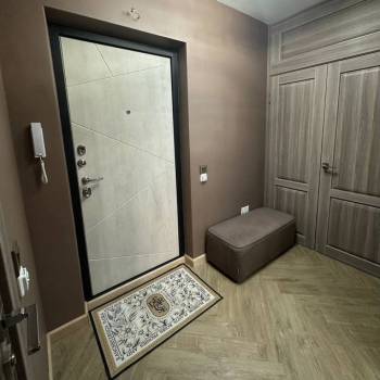 Продается 1-комнатная квартира, 43 м²