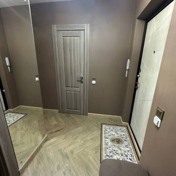 Продается 1-комнатная квартира, 43 м²