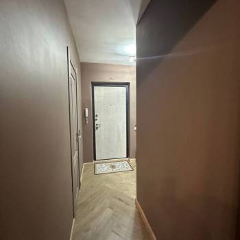 Продается 1-комнатная квартира, 43 м²
