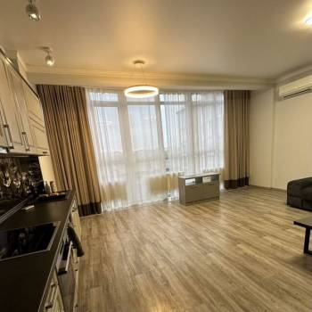 Продается 1-комнатная квартира, 45 м²