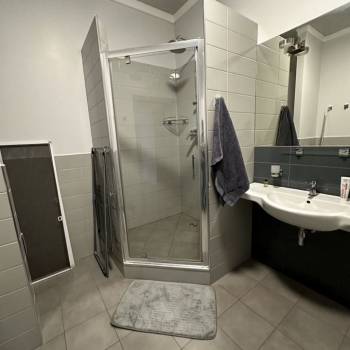Продается 1-комнатная квартира, 45 м²