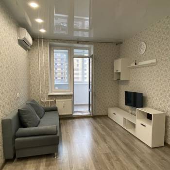 Сдается 1-комнатная квартира, 40 м²