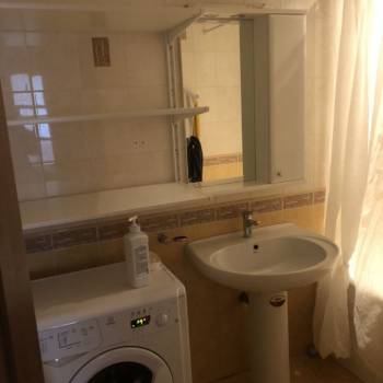 Сдается Многокомнатная квартира, 60 м²