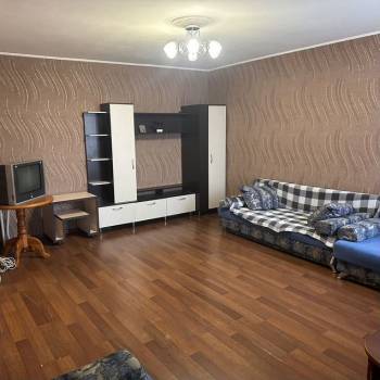 Сдается 1-комнатная квартира, 50 м²